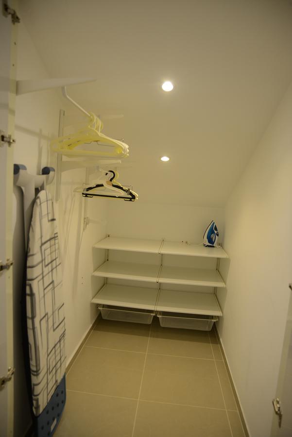 Saidoff, Amazing 4 Bedroom 3 Bath In City Center, Pool, Parking!!! Jerusalem Exterior photo