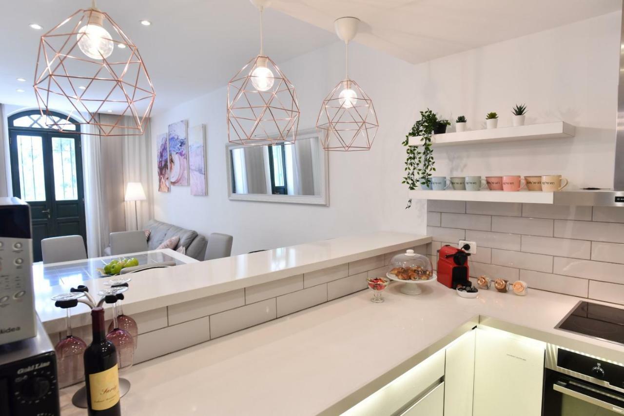 Saidoff, Amazing 4 Bedroom 3 Bath In City Center, Pool, Parking!!! Jerusalem Exterior photo